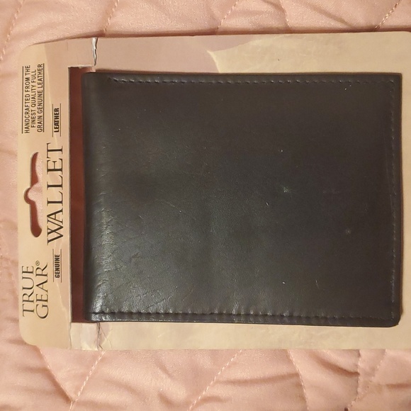 Wallet - Picture 1 of 3